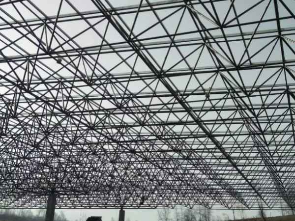 奎屯螺栓球网架