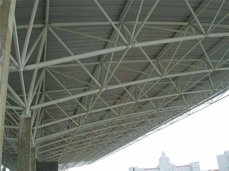 奎屯学院体育场网架工程